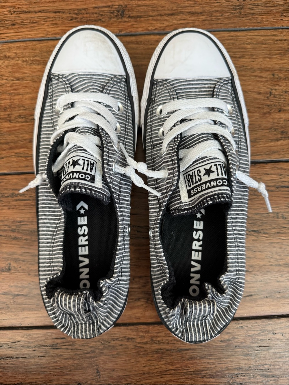 Converse Low Top Sneakers - Black & White Striped Canvas Woman’s Size 7